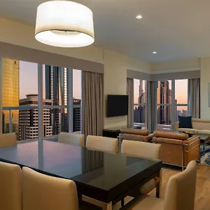 Four Points By Sheraton Sheikh Zayed Road דובאי