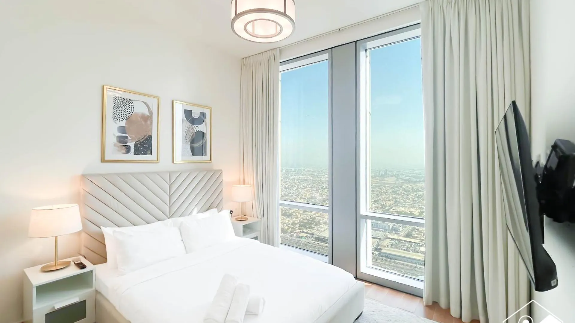 2Br In Amna Tower , 58Th Floor, Dubai Skyline Apartment