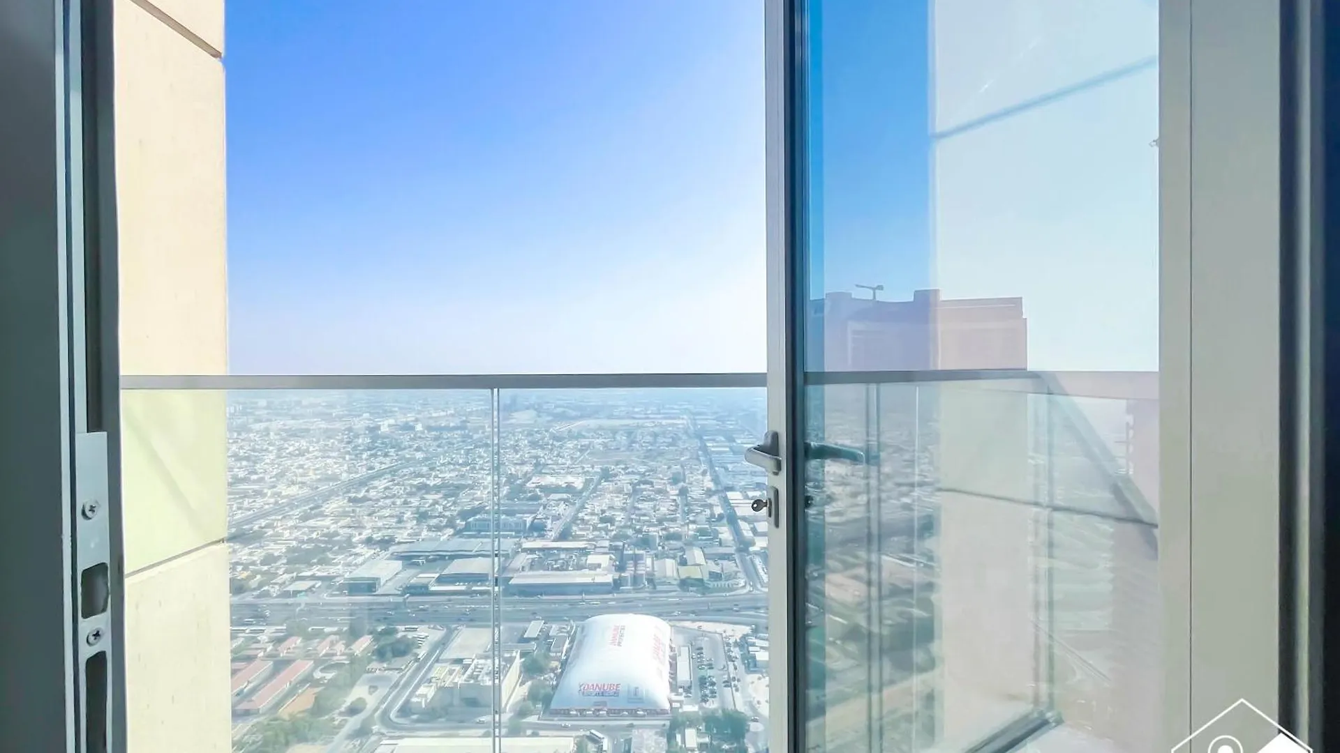 2Br In Amna Tower , 58Th Floor, Dubai Skyline Apartment