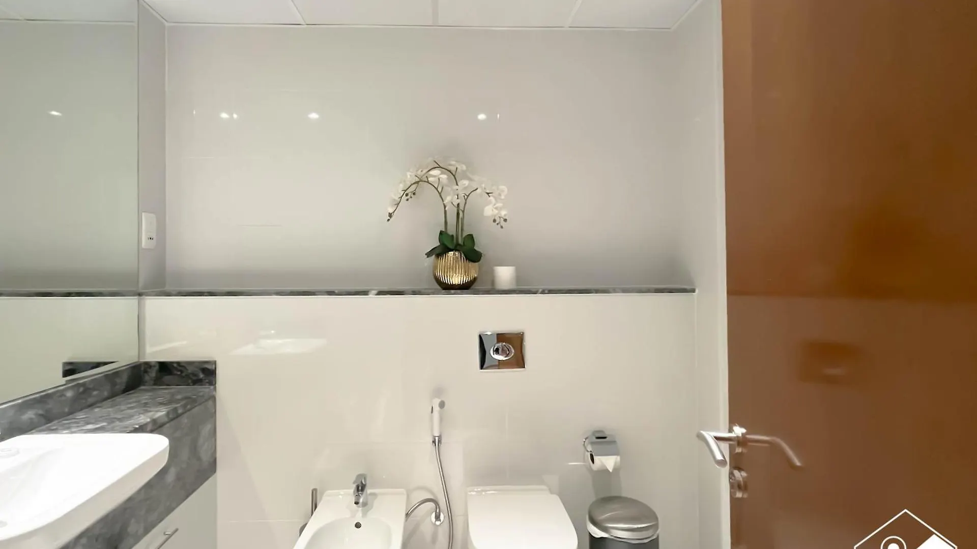 2Br In Amna Tower , 58Th Floor, Dubai Skyline Apartment